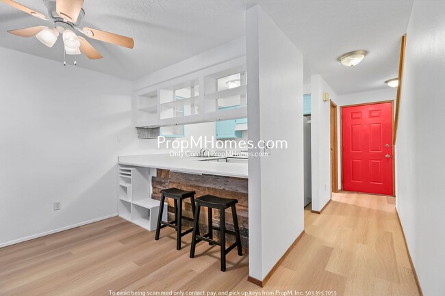 Building Photo - NEW PRICE! Retro-Chic Home with Character ...