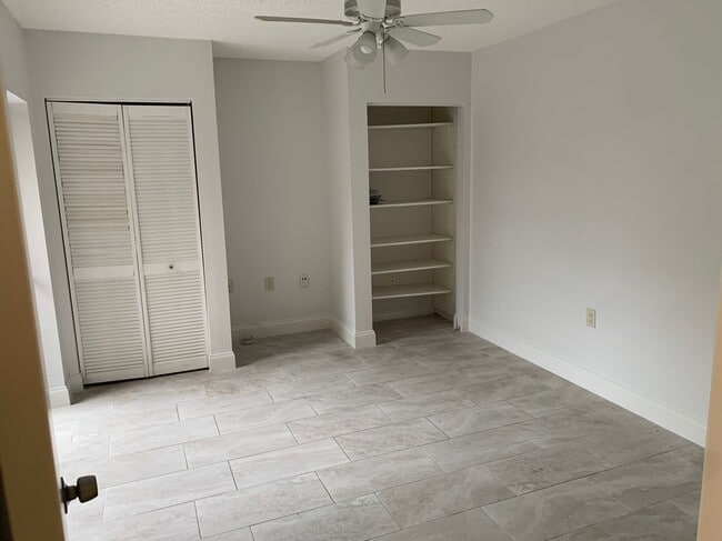 Building Photo - 3026 30th Ln