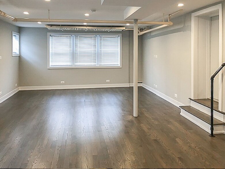 Primary Photo - 1813 W Winona St