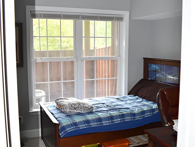 Building Photo - 2460 Terra Cotta Cir