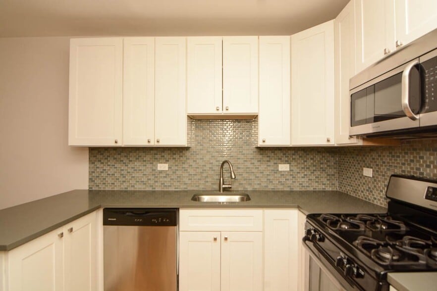 Building Photo - 2839 W Palmer St