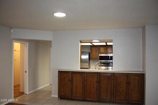 Building Photo - 15420 N 58th Ave