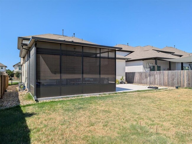 Building Photo - 517 Arrowhead Vine St