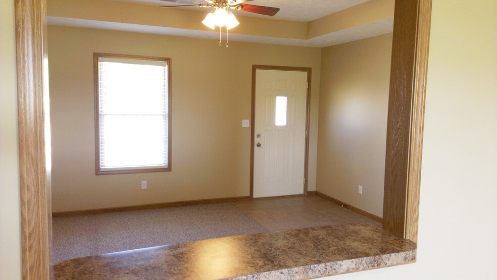 Building Photo - 2435 Obryan Blvd