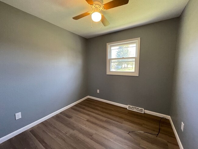 Building Photo - Newly renovated 4 bedroom home outside of ...