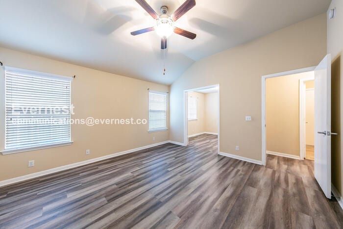 Building Photo - 120 Jim Dandy Dr