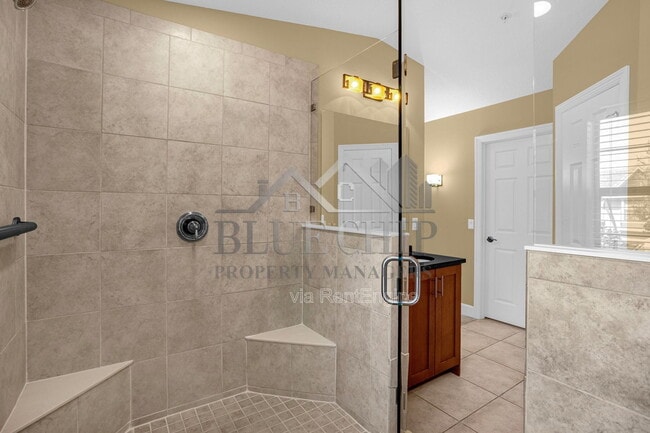 Building Photo - 14518 Damai Ln