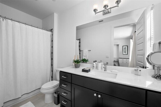 Building Photo - 4310 Authentic Dr