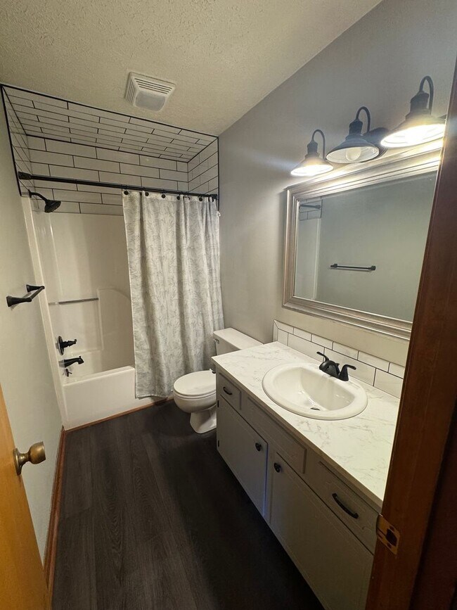 Building Photo - 4774 Mayfield Dr
