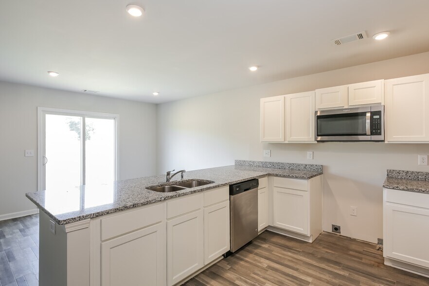 Building Photo - 544 Bella Casa Run