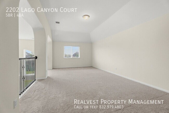 Building Photo - 2202 Lago Canyon Ct