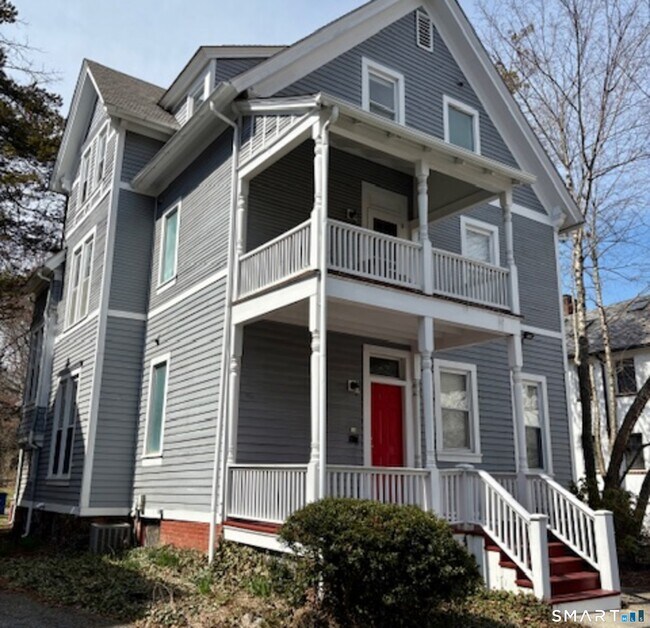 Building Photo - 611 Whitney Ave