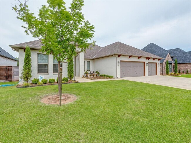 Building Photo - 1433 Sadie Creek Rd