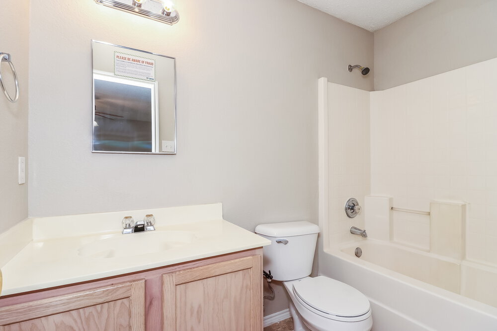 Building Photo - 4208 Hunters Creek Dr