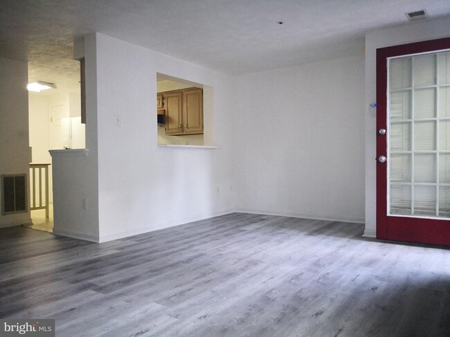 Building Photo - 6033 Weekend Way