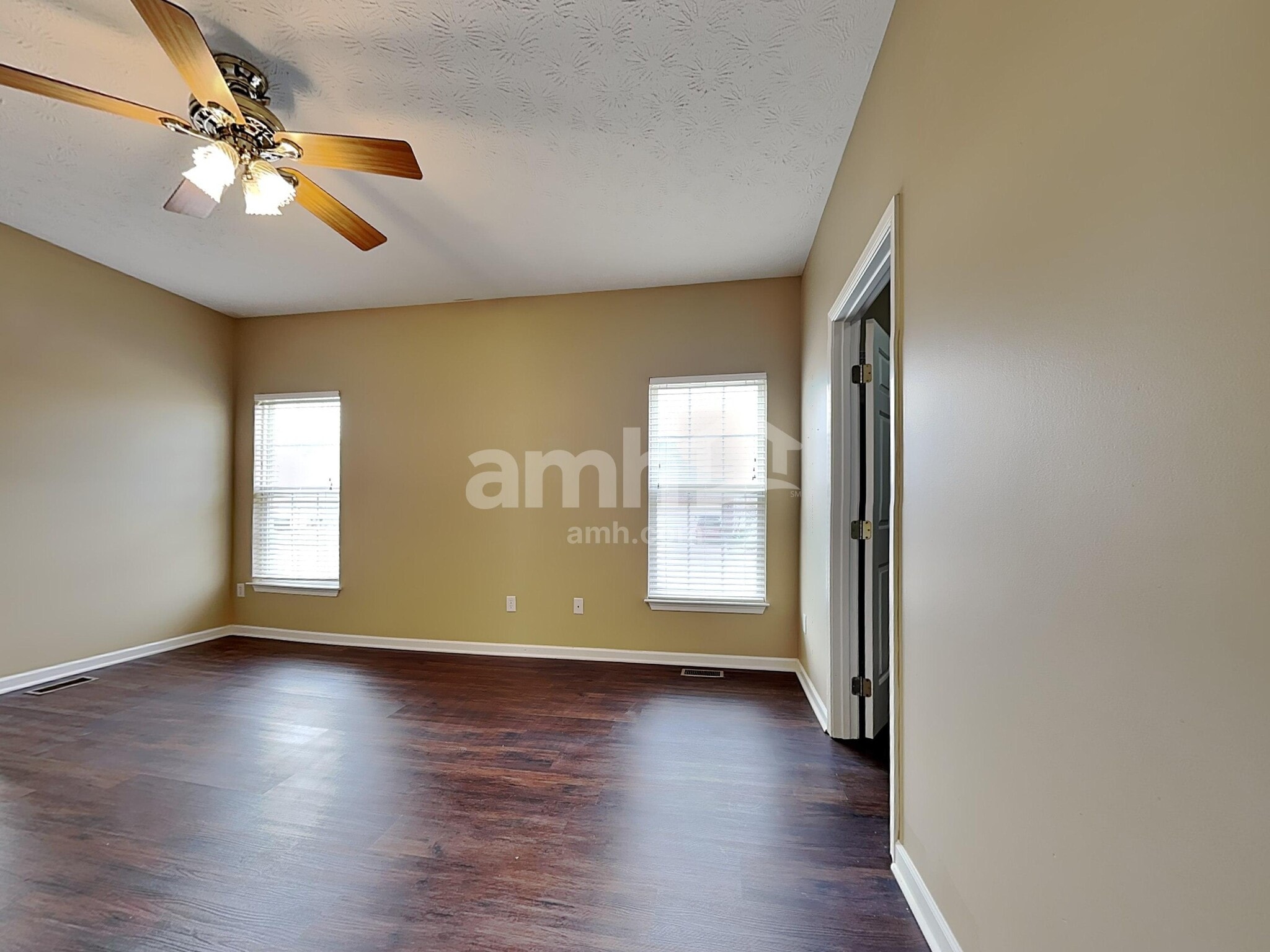 Building Photo - 2561 Rockcastle Ct