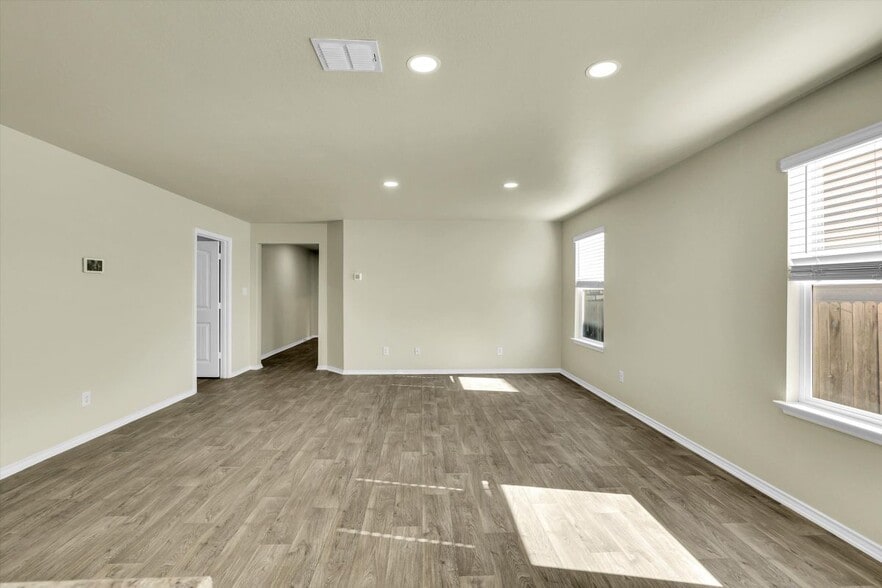 Building Photo - 7639 Hercules Point