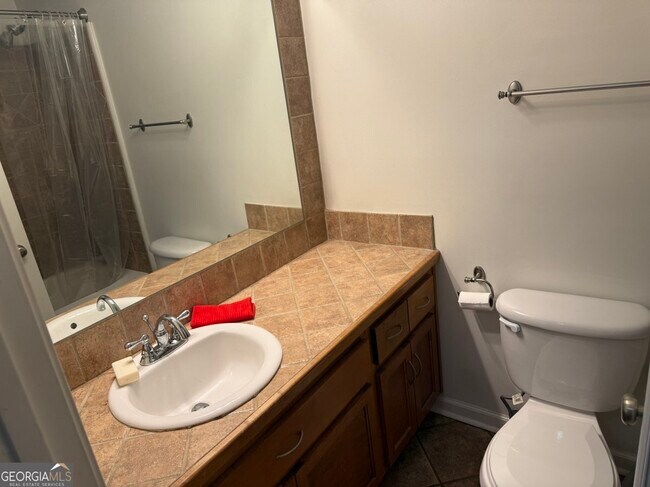 Building Photo - 655 E Campus Rd