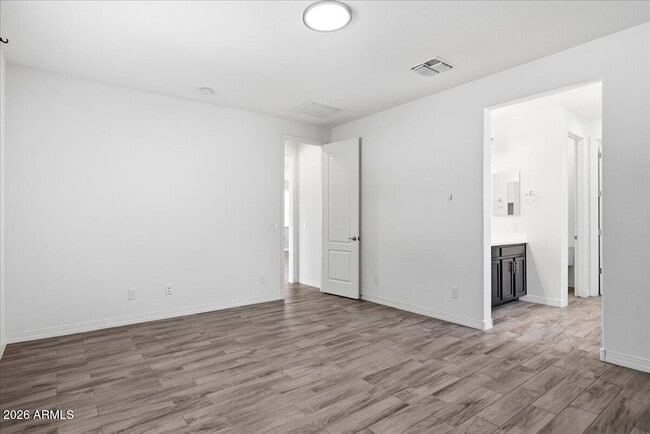 Building Photo - 8613 S 41st Glen