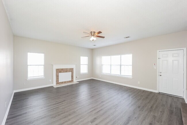 Building Photo - 3474 Clifton Farm Dr