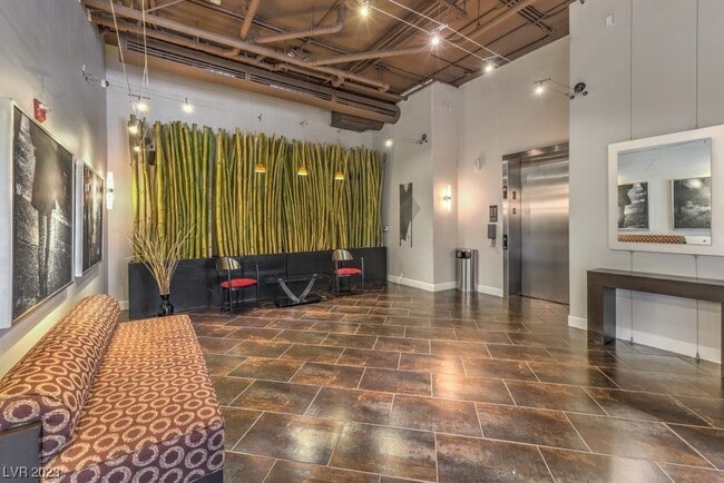 Building Photo - 11441 Allerton Park Dr