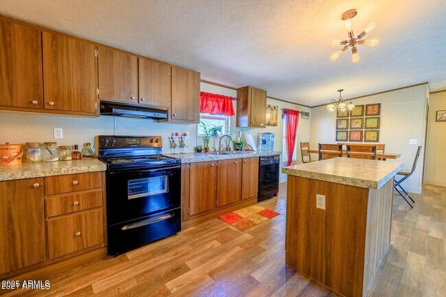 Building Photo - 8953 S Aubrey Cir