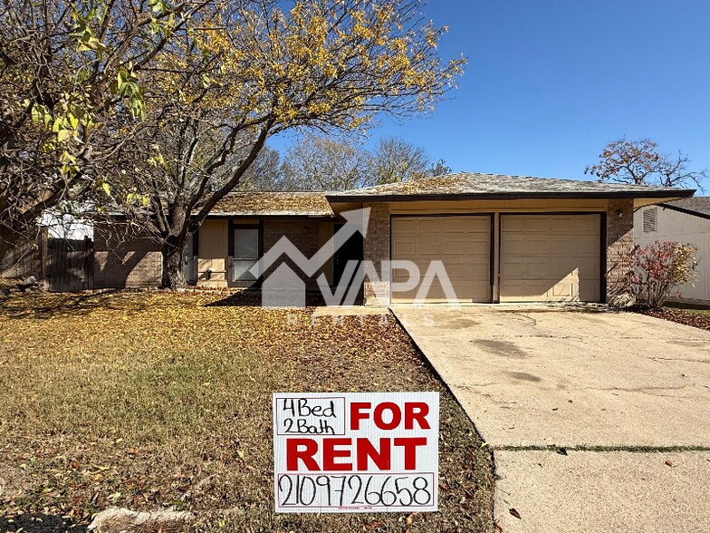 Building Photo - 826 Thrasher Dr