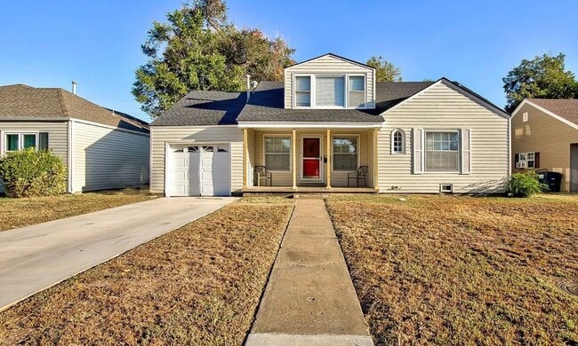 Building Photo - 1018 Sunset Ave