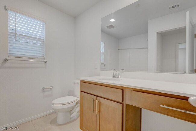 Building Photo - 2744 Tricase St