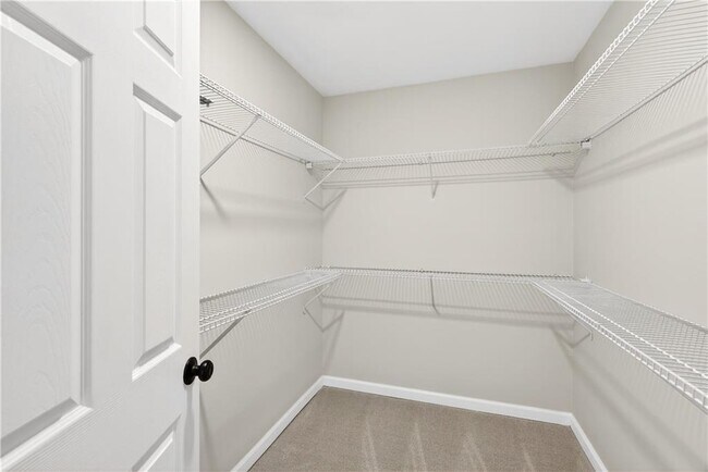 Building Photo - 4933 Dana Dr NE