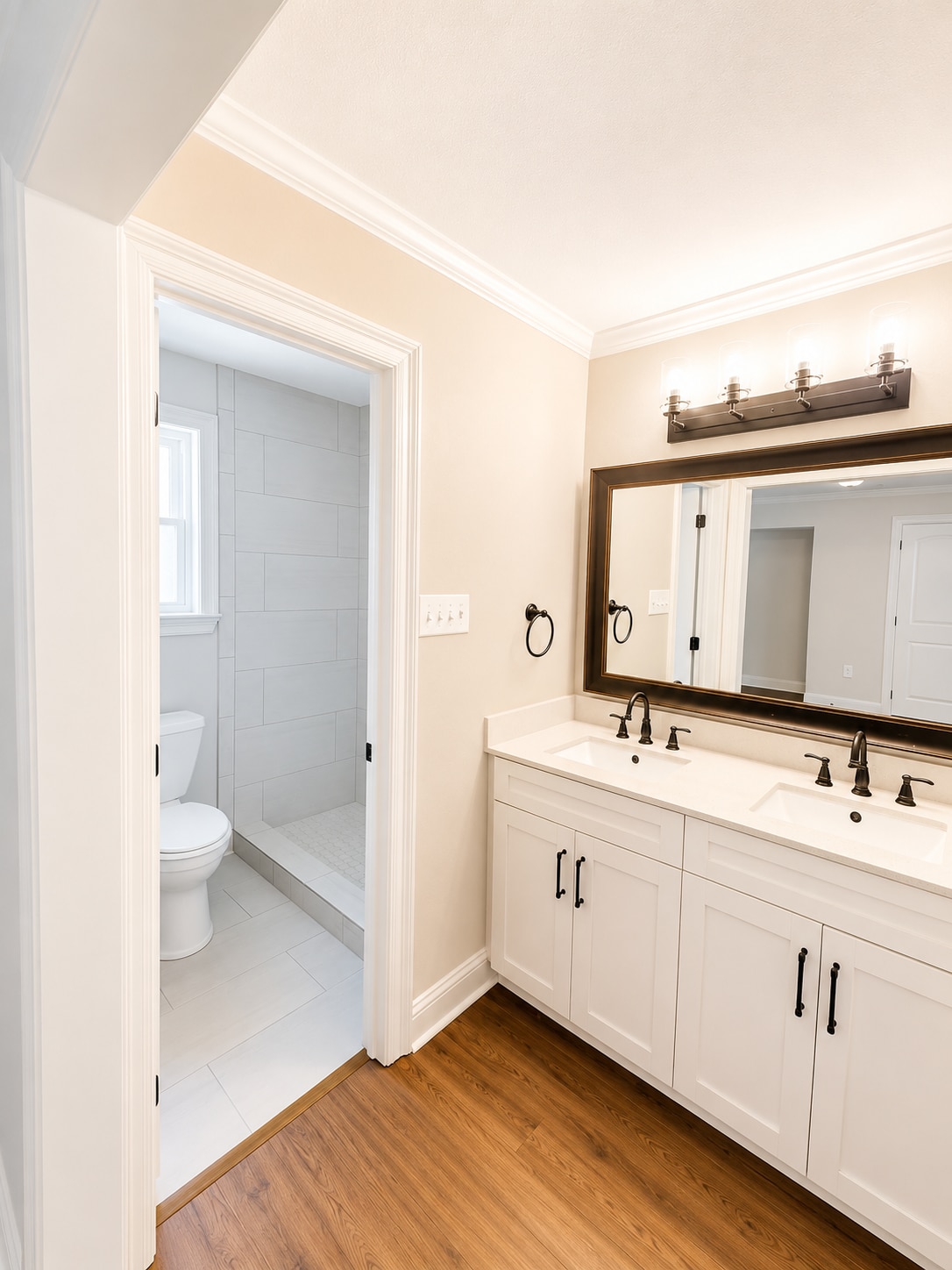 Primary Bath - 13235 Country Park Ave