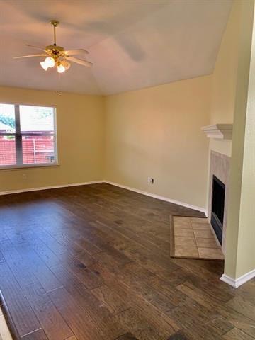 Building Photo - 3500 Crisoforo Dr