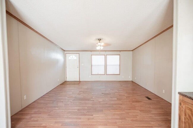Building Photo - 30790 Clyde Ln