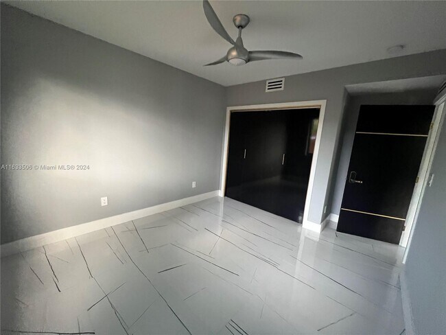 Building Photo - 2390 NW 93rd Terrace