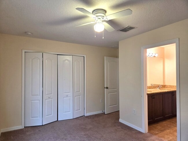 Building Photo - Adjacent to Waterfront Park