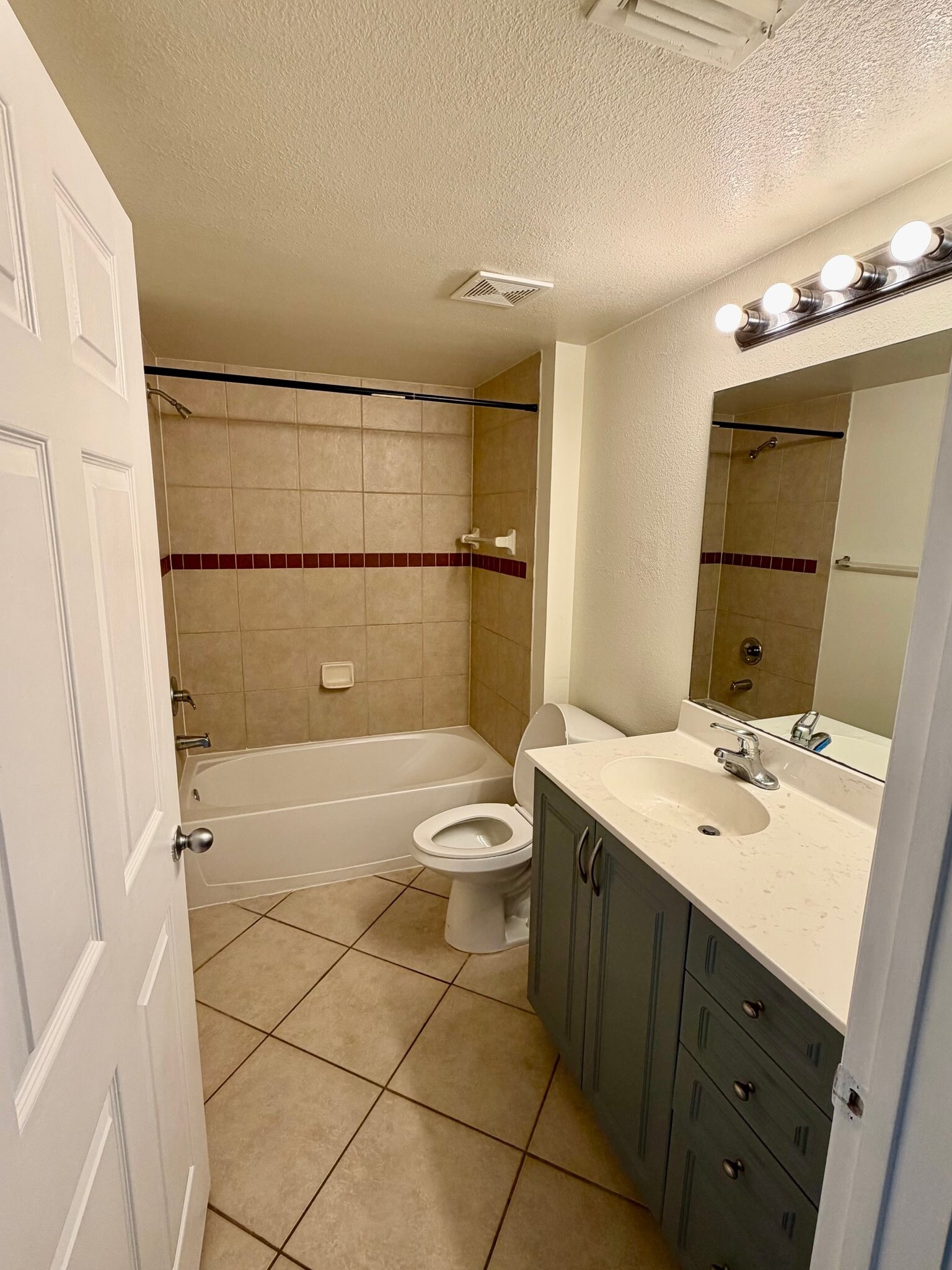 Building Photo - 6510 Emerald Dunes Dr