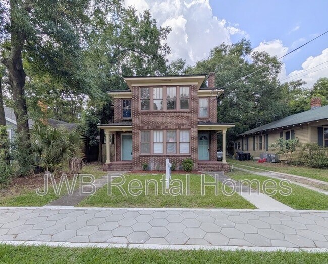Primary Photo - 2250 Dellwood Ave