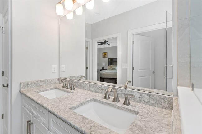Building Photo - 4111 Rocky Shores Dr