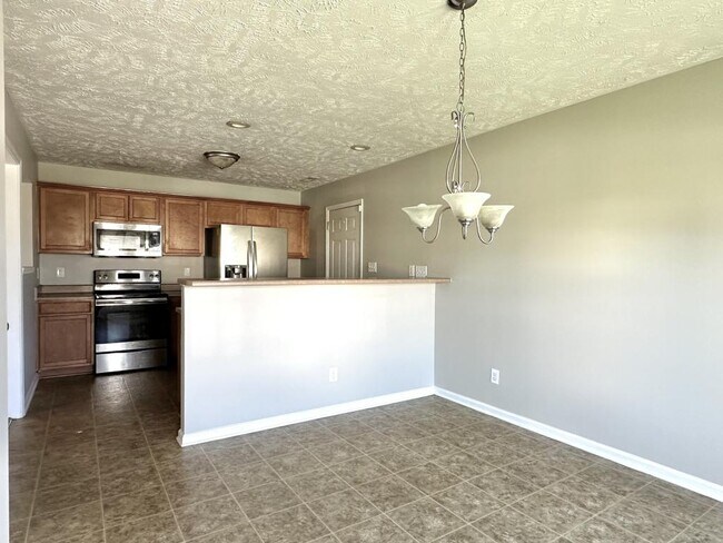 Building Photo - 2352 Saltwood Rd