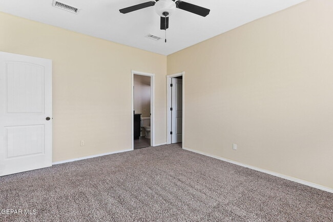 Building Photo - 2101 James White Dr