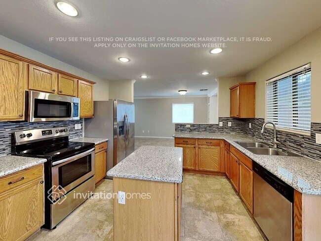 Building Photo - 1875 E Renegade Trail