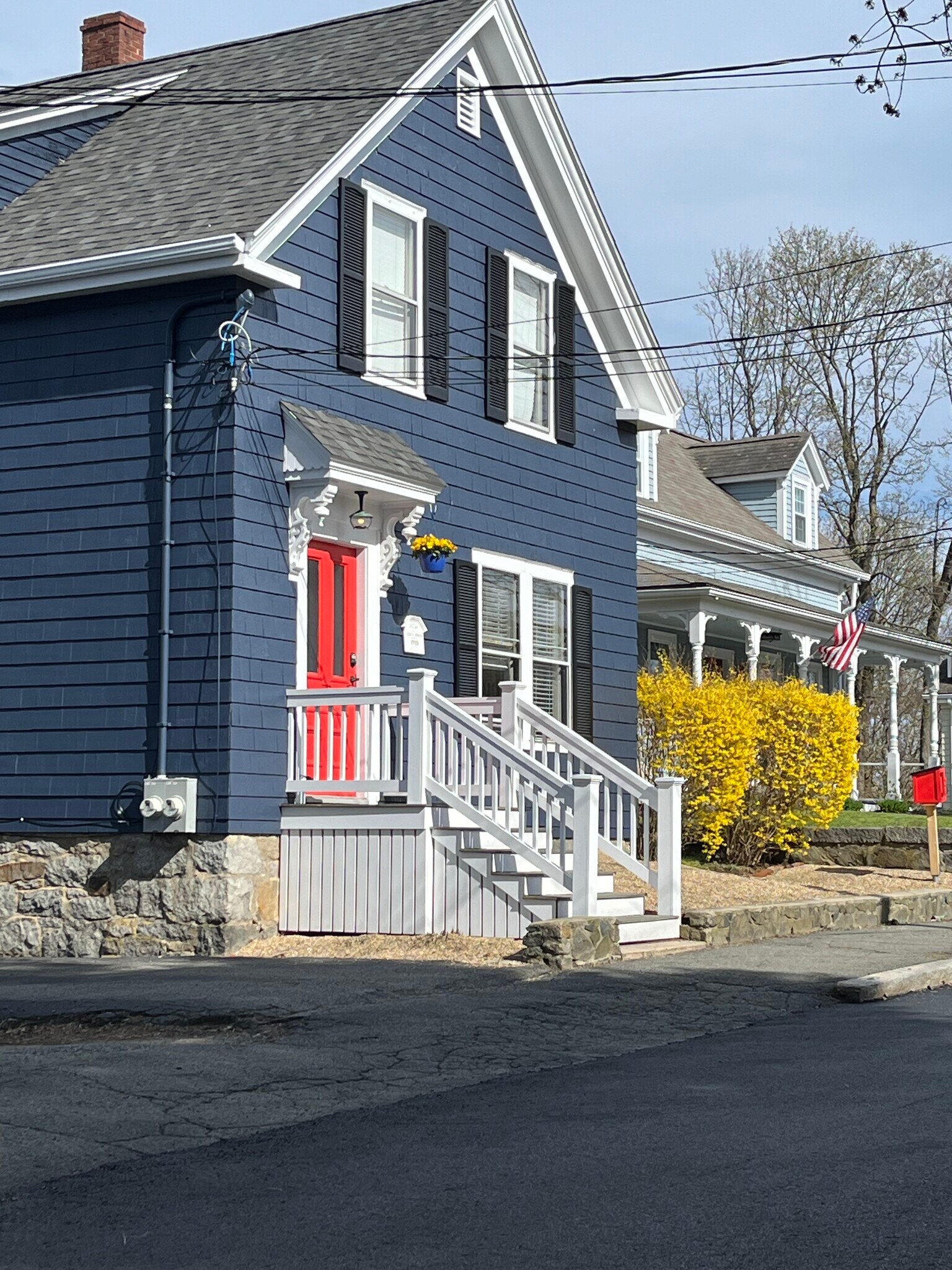 Walk to Old Town - 35 Lincoln Ave