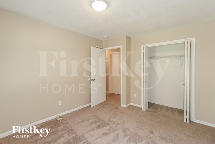 Building Photo - 1135 Meadowlark Ln