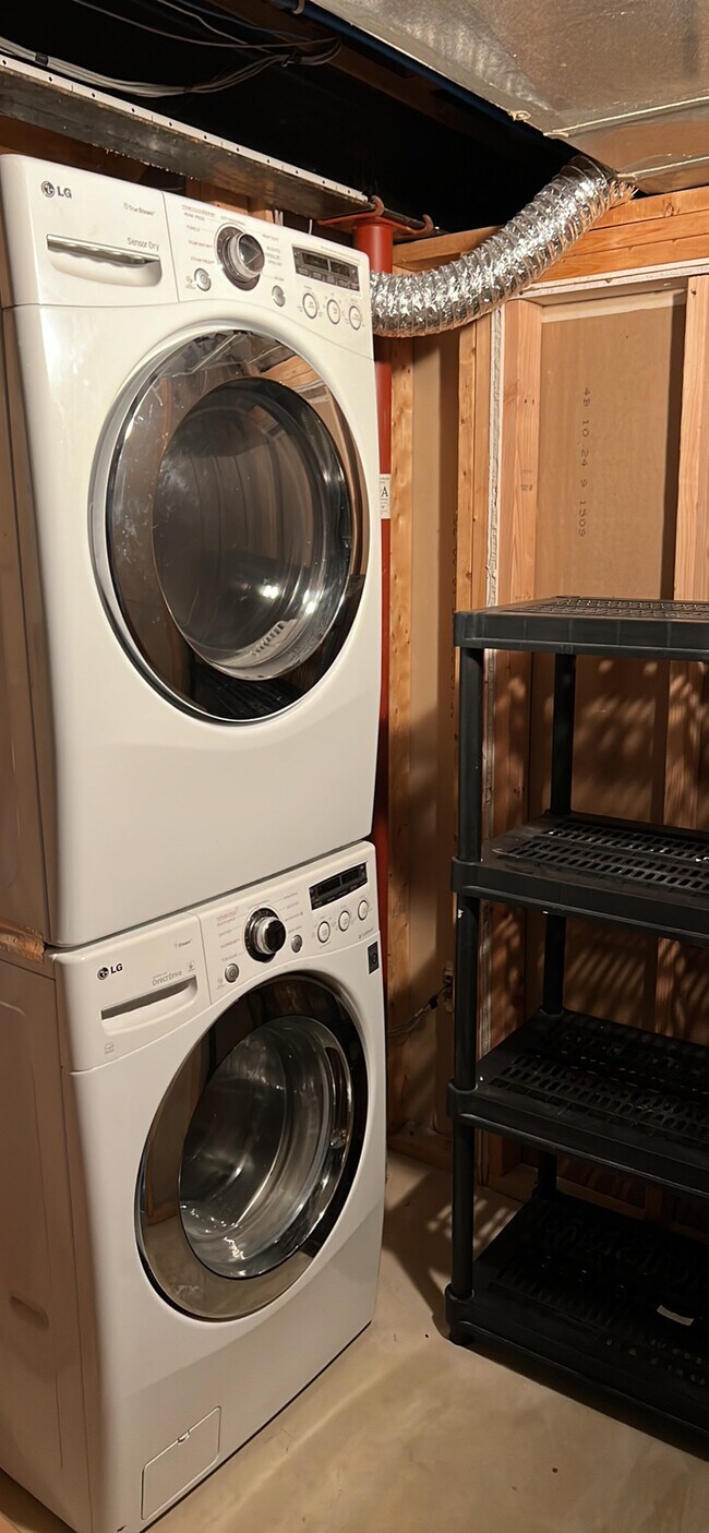 Building Photo - 4504 Hiwassee Dr