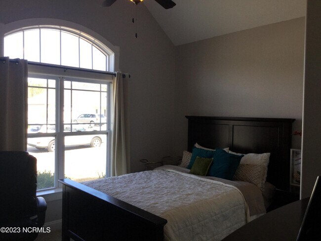 Building Photo - 109 Coree Way