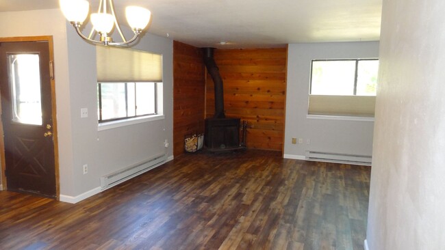 Building Photo - 2 Bedroom Condo in South Boulder!