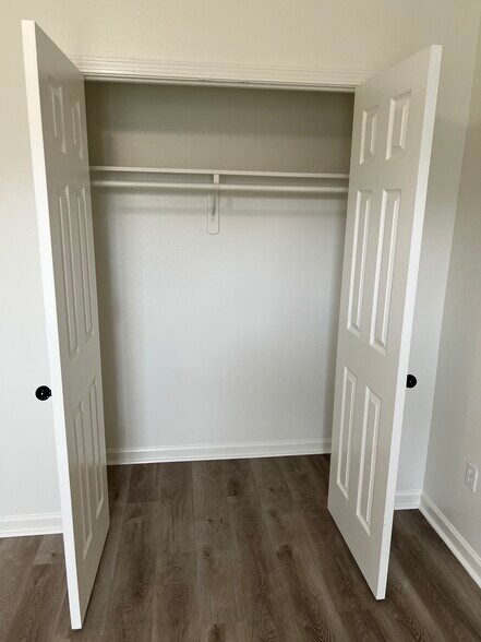 Bedroom Closet #1 - 9417 Lockhart Rd