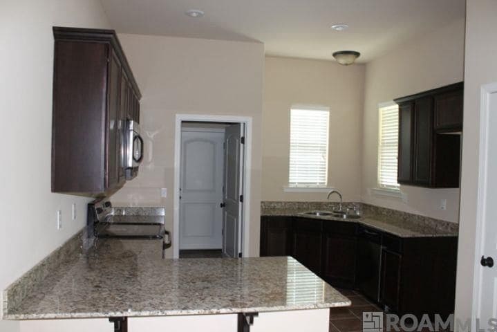 Building Photo - 37237 Market Place Drive