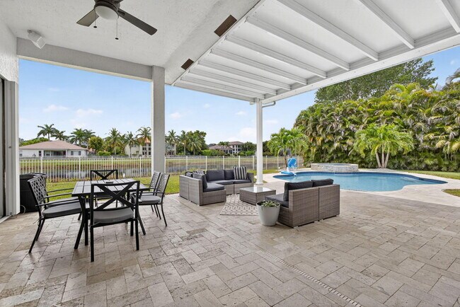 Building Photo - 11132 Manderly Ln