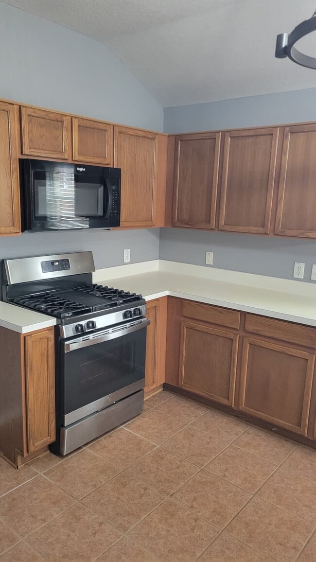 Building Photo - 14955 Sugar Sands Dr